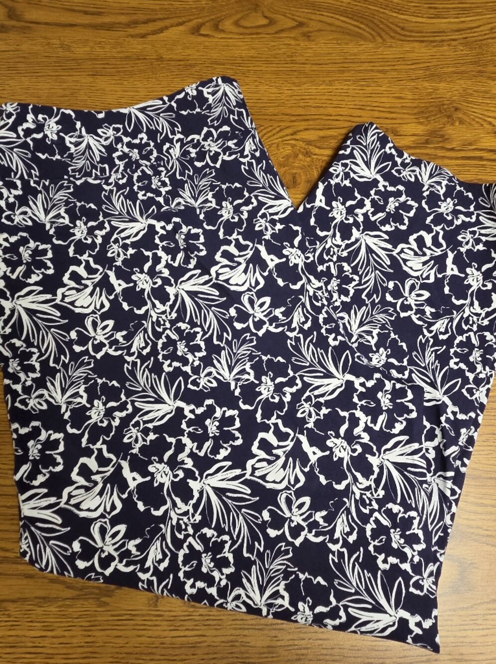 Zac & Rachel Navy and White Floral Pants Size 20 - Picture 11 of 11